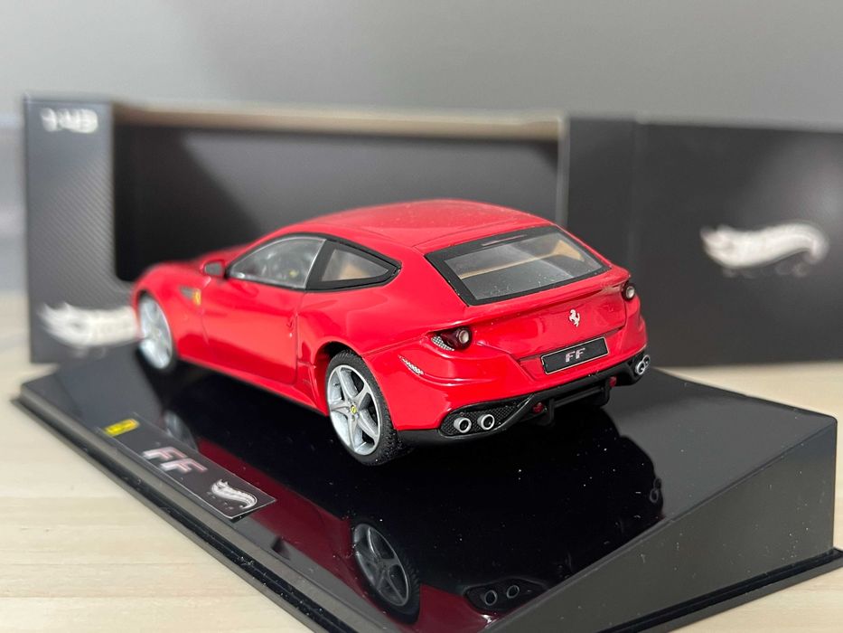 Macheta 1/43 Hotwheels Elite Ferari FF
