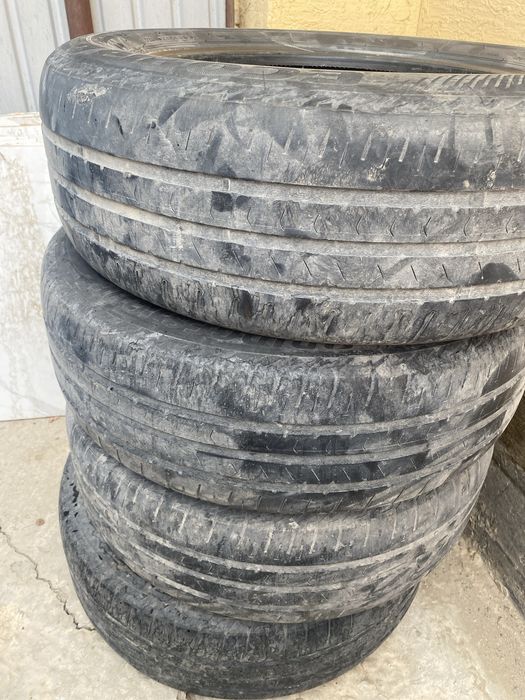 Продам шины 16 размера б/у(Bridgestone)