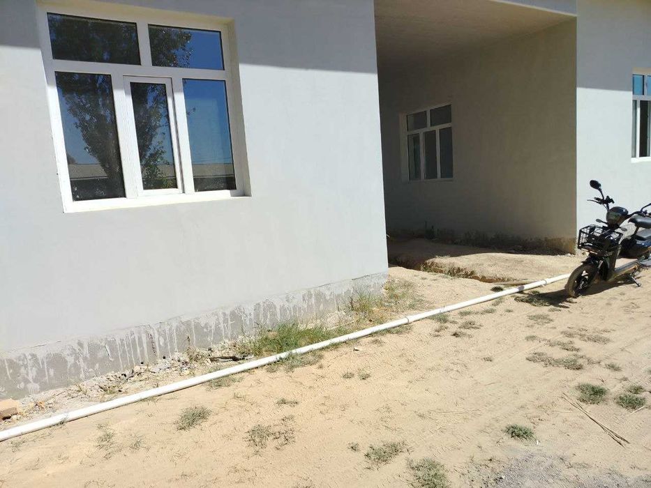 Янги қурилган уй сотилади