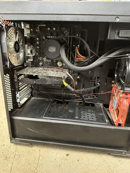 Vând pc gaming gtx1060 i5 7400