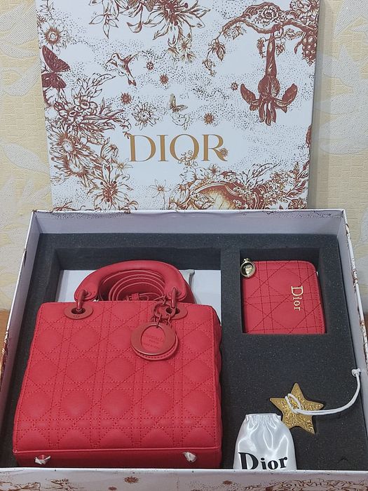 Dior бренд сумкасы сатылады