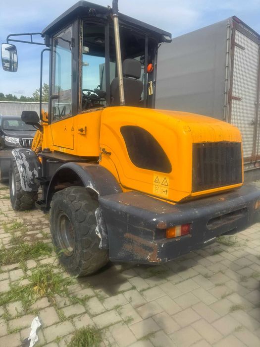 Incarcator frontal hitec zl 10A