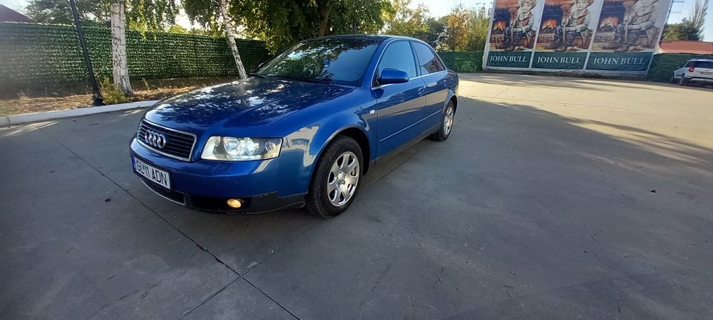 Audi A4 2002 benzină, 1.200 € — imagine 3