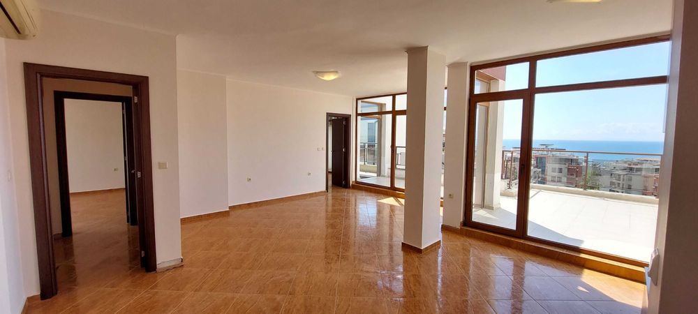 Продава се Тристаен апартамент в Свети Влас - 144 кв.м за 1303 €/кв.м - Снимка #1