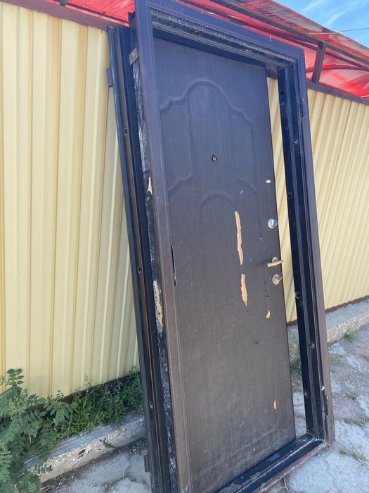 Дверь буу продажа