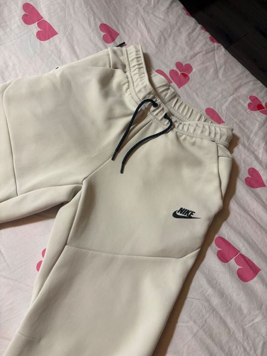 Nike Tech Fleece