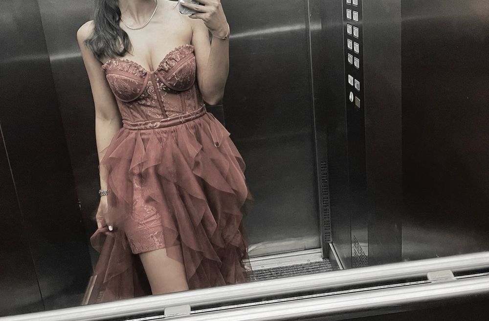 Абитуриентска рокля