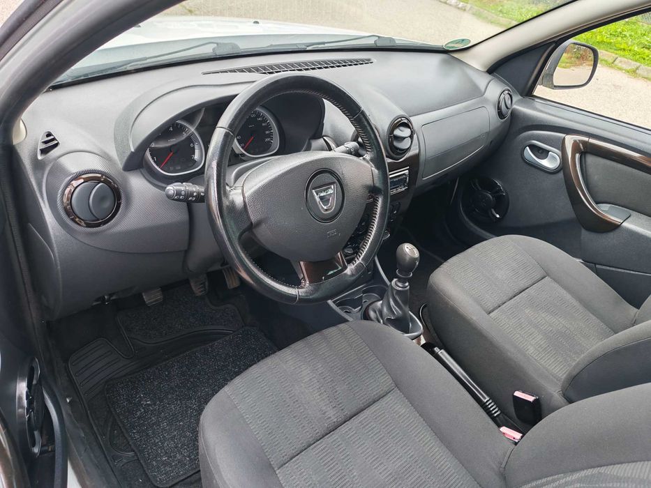 Dacia Duster 1.5 DCI, 110 CP, Climă, 6 Viteze, Euro 5