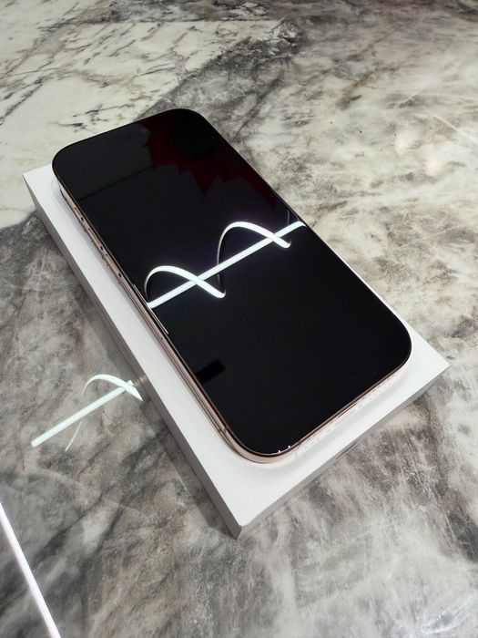 iPhone 16 Pro 256 GB Desert Titanium Impecabil