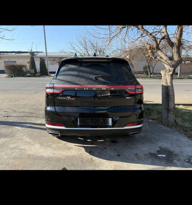 Chery 7 pro qora ideal