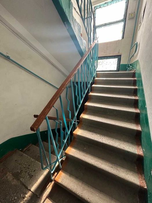 Продам 2 комнатную квартиру