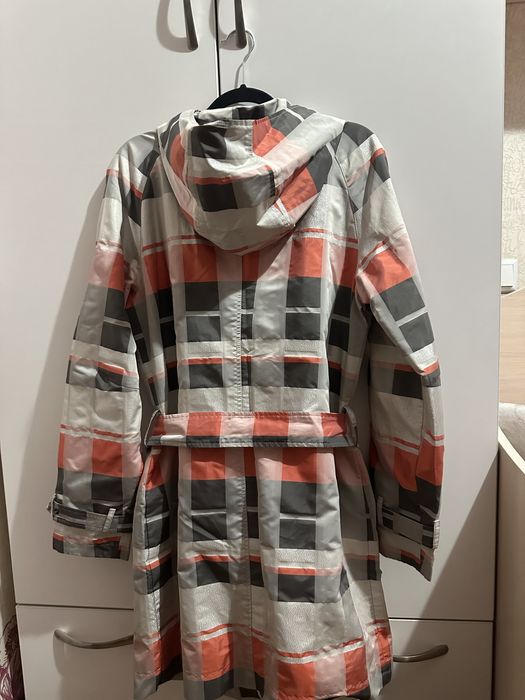 Женская осенняя куртка