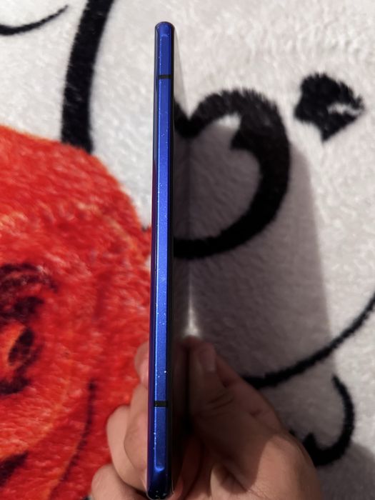 ZTE Nubia Play 5G – 8GB RAM, 256GB, cu husă, funcționează foarte bine