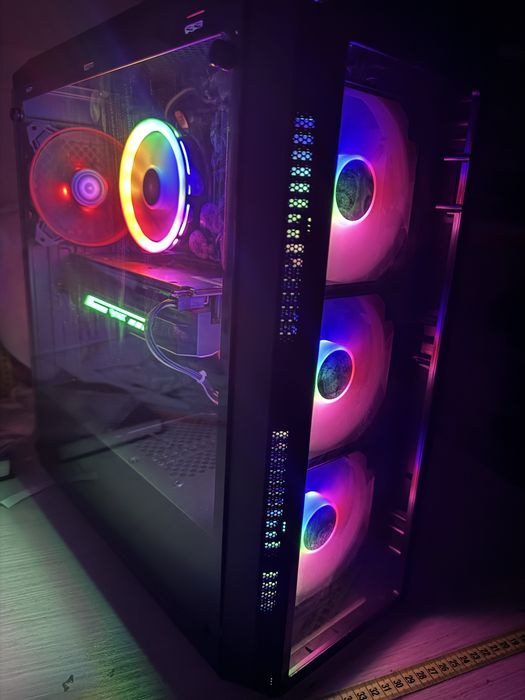 Игровой компьютер, срочно.