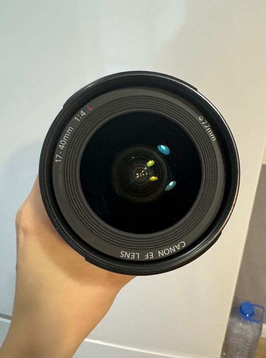 Объектив Canon EF 17-40 mm