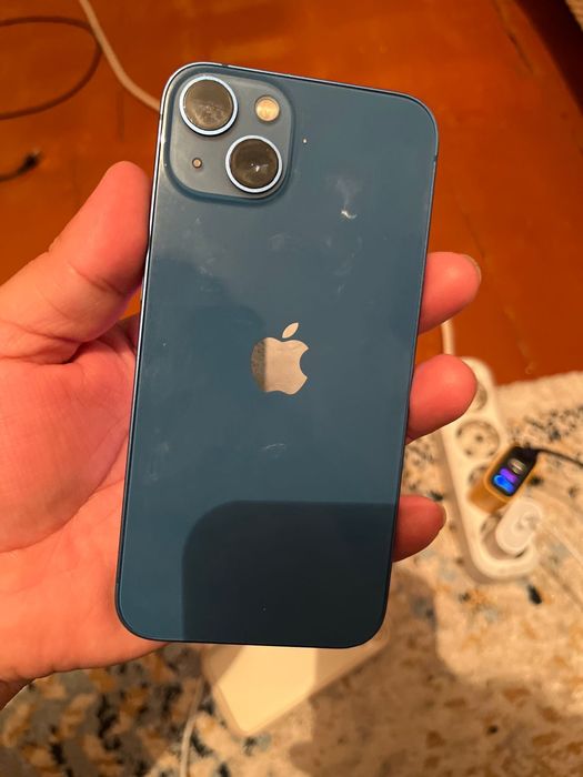 Айфон 13,128мб и Алиса