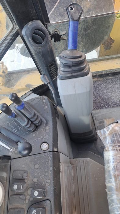 Buldoexcavator CAT 434E 8800 ore