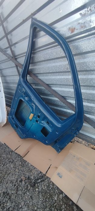 Двери на Газель правая и левая