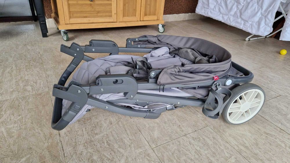 Carucior Euro-Cart FLEX omologat pana la 22 kg 0 - 36 luni, Gri