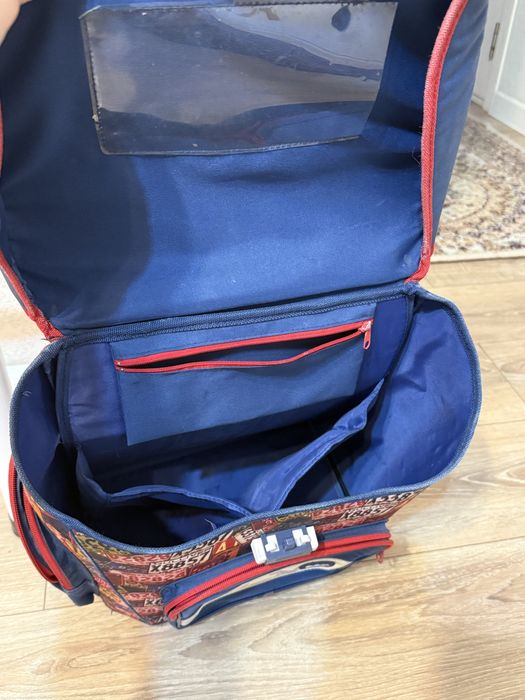 Рюкзак , ранец для школьника