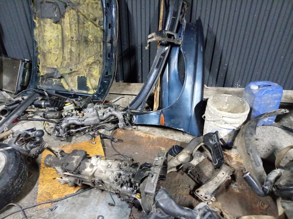 Субару легаси 95 года