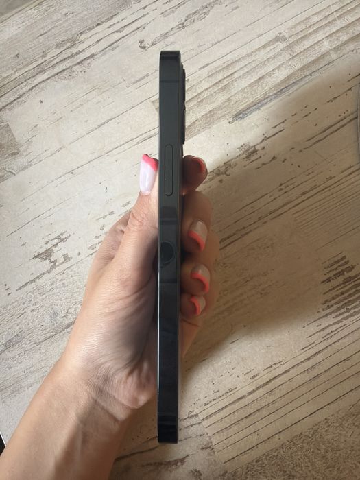 iPhone 12 Pro с оригинална кутия