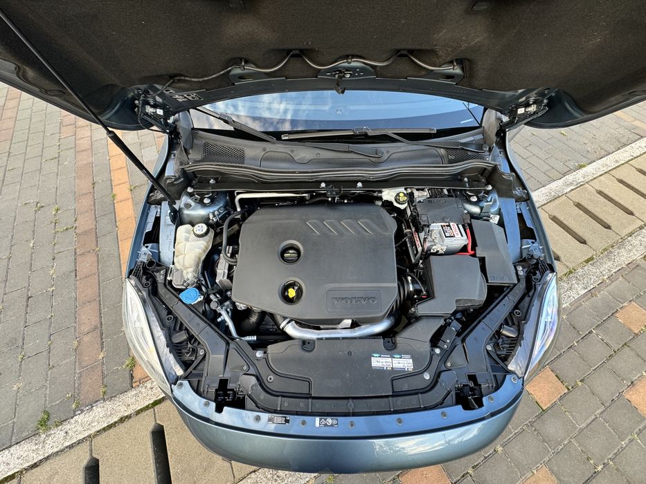 VOLVO V40 - 1.6D - 110CP - 2014 - D2 - RECENT ADUS