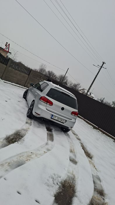 Vând Golf 6 1.6 An 2011