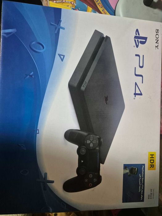 Sony playstation 4 slim