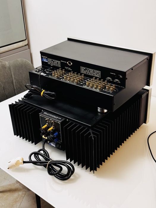 Set amplificator+preamplificator BOSE 1801+4401, 250W/canal 8ohmi,38KG