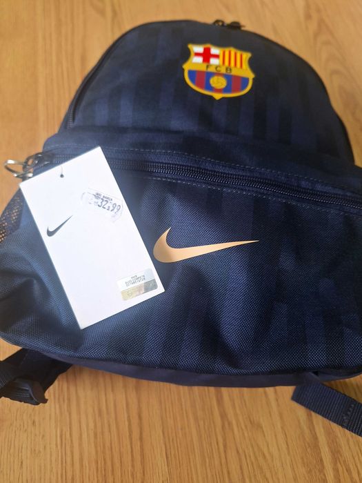 Nike, Футболна раница F.C. Barcelona JDI - 11 л, Тъмносин - 25 евро
