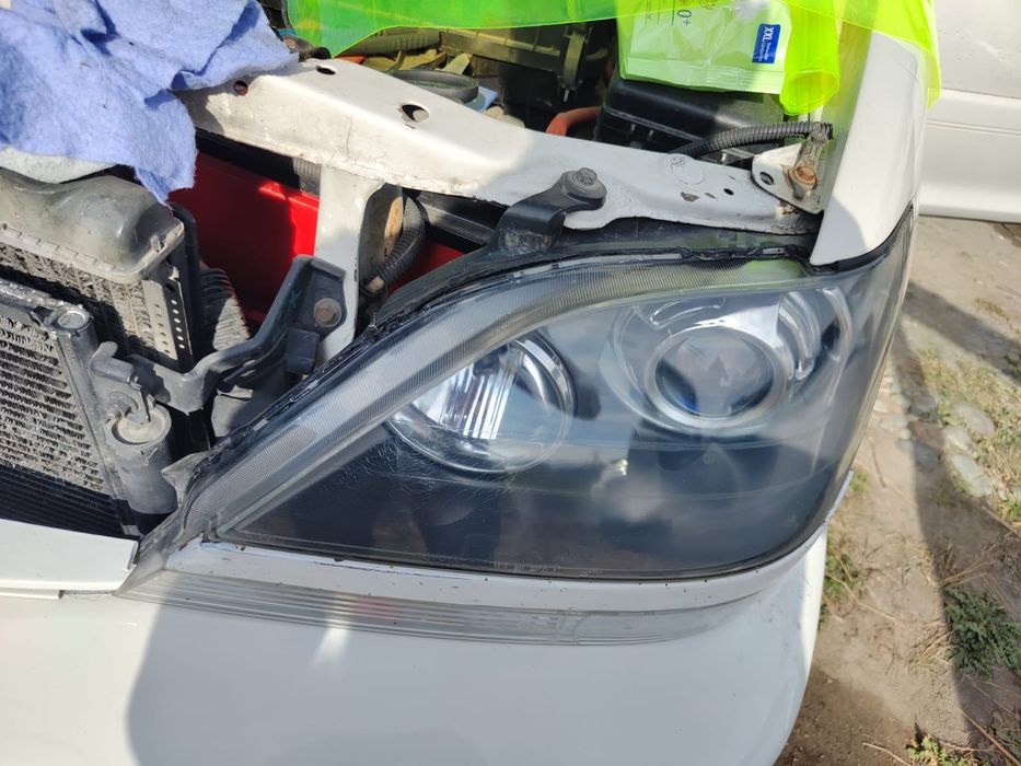 Фары лексус Rx 300