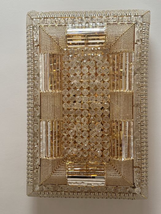 Шикарная люстра 75*115 см