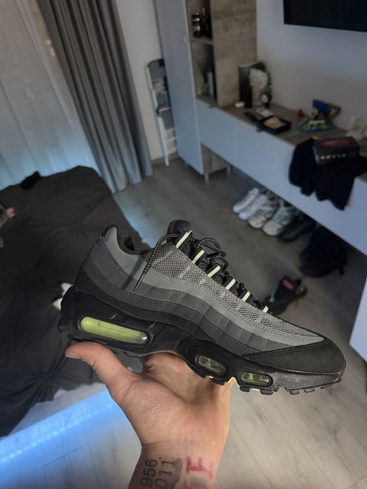 Air max 95,43…..