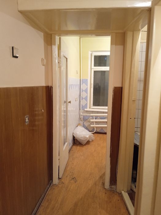 Чиланзар 5 Новза метро  продажа 2/1/4 кирпич