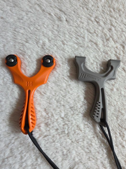 Прашки за стрелба и ластици за прашки