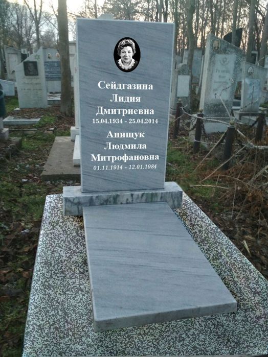 Памятники из натурального гранита и мрамора,.