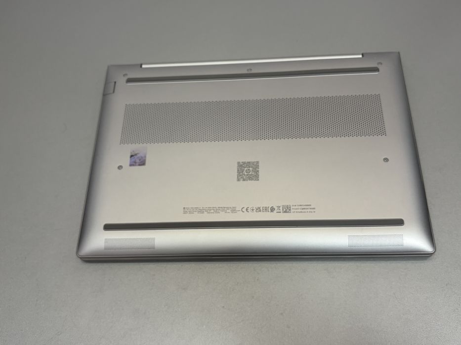 Laptop Hp EliteBook 6 G1a, 14”, AMD Ryzen 7 250w/Radeon 780M Graphics, SSD 512, RAM 16GB