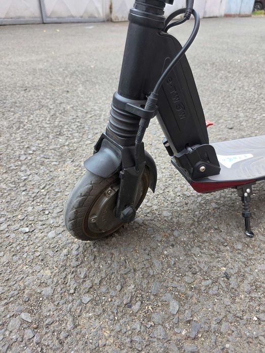 Trotineta electrica E-TWOW Booster ES – stare foarte buna, 1674 km, baterie originala