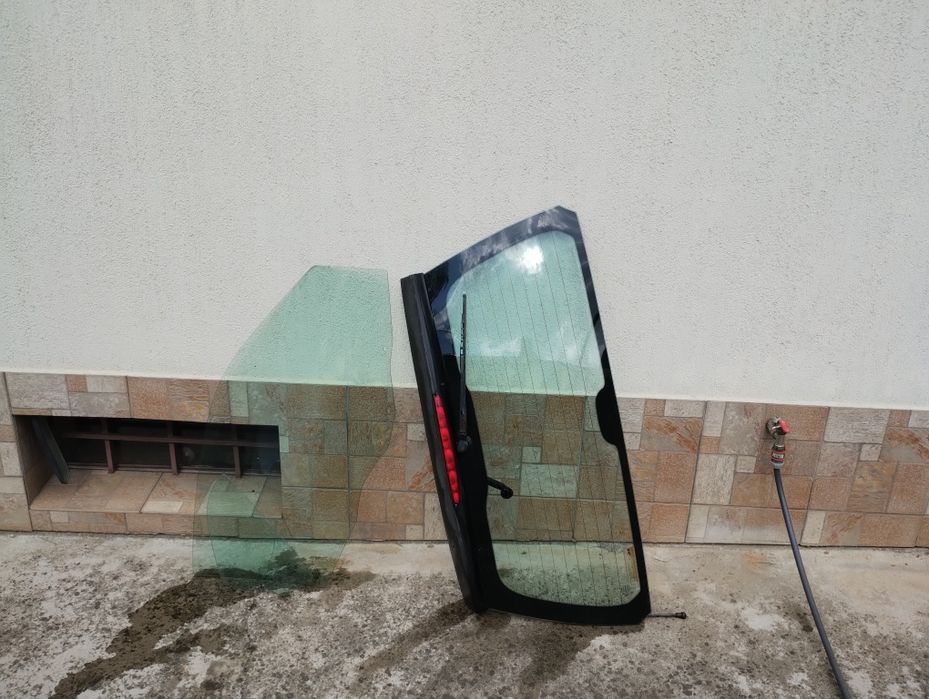 Vând lunetă si geam Smart