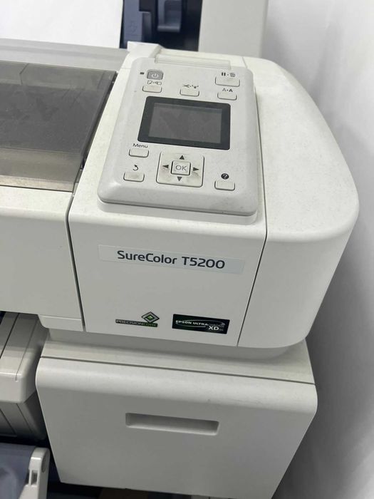 Продам плоттер Epson SureColor T5200
