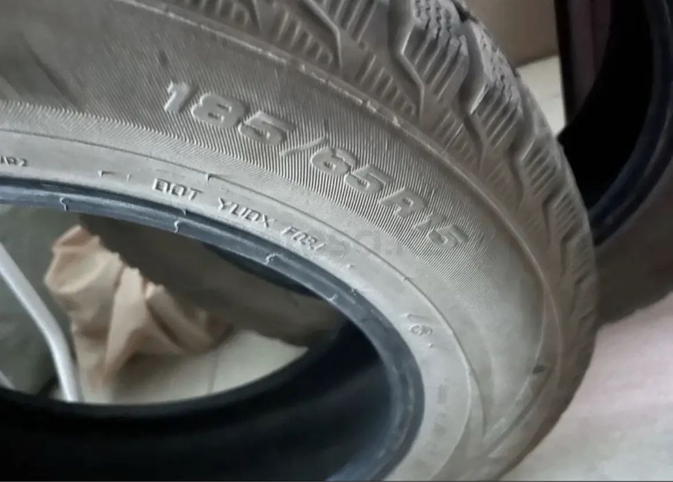 Продам Шины  в отличном состоянии
