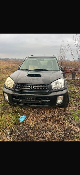 Dezmembrez toyota rav 4 model 203