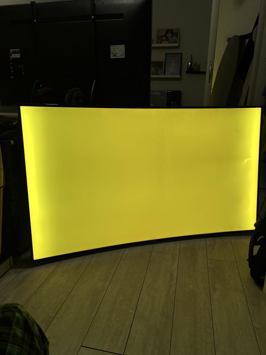 Телевизор Samsung UE65HU8700T 65”