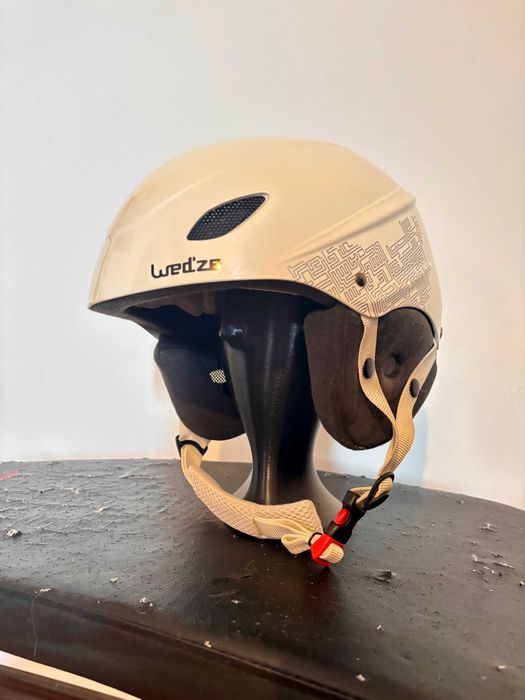 Casca ski 52-58 , marimea M, purtata 4 zile , Wedze