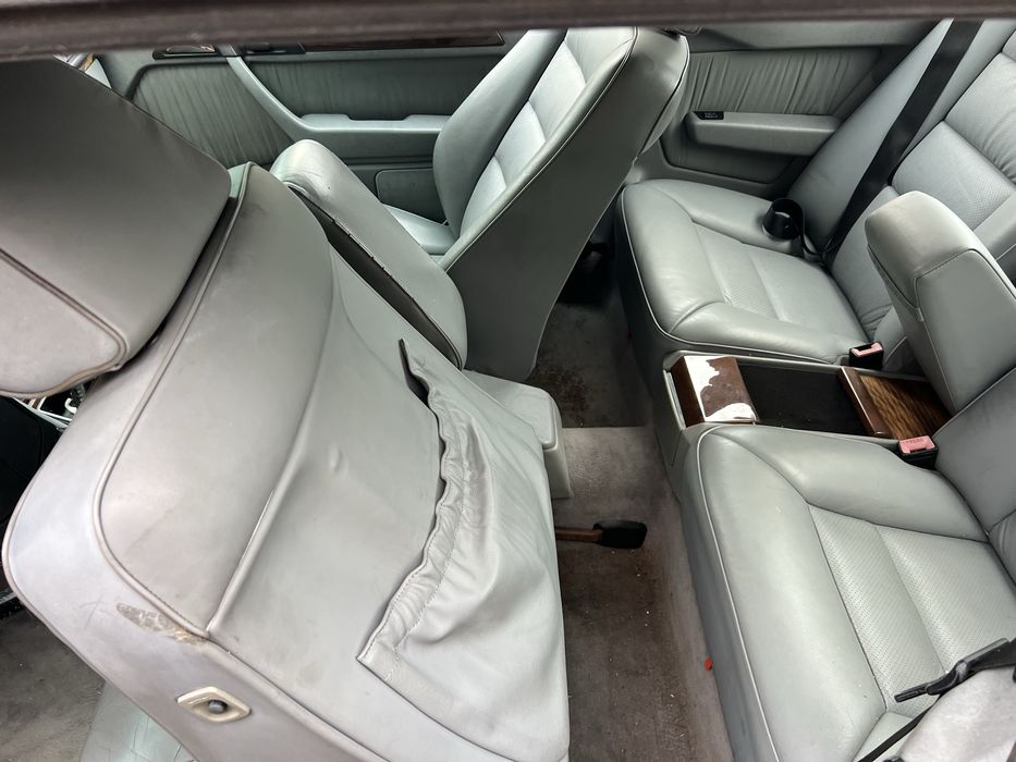 Mercedes w124 Coupe - 3000 cc - 200 cp