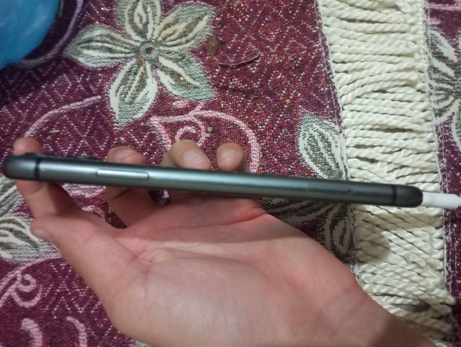 Айфон 11 сатылады