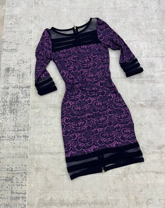 Комати чиройли курсатиб берадиган чиройли куйлак