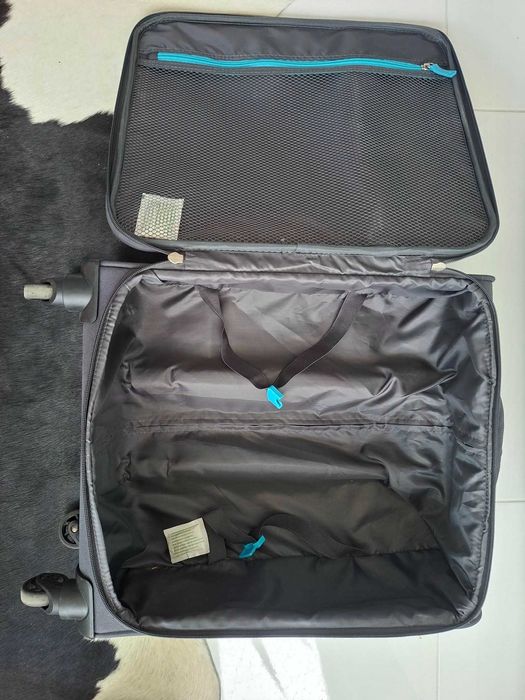Куфар cabin size Amerikan turister spinner 55/20
