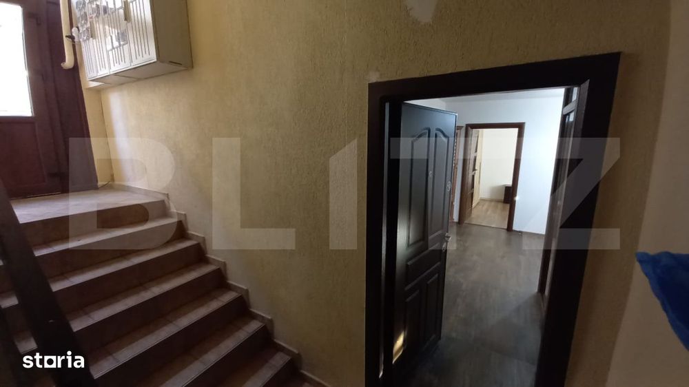 Apartament mobilat, 3 camere, 63 mp, curte 49 mp, parcare, cart Europa
